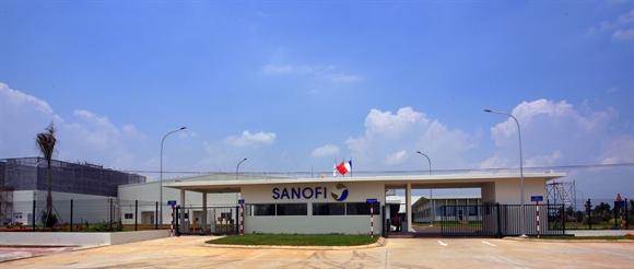Cổng nhà máy mới của Sanofi tại Khu Công nghệ cao Sài Gòn