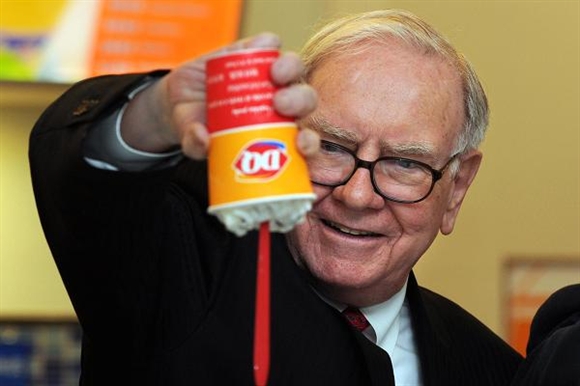 Ty phu Warren Buffett dang so huu nhung thuong hieu dinh dam nao?