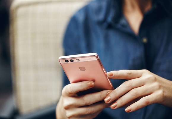 Nho dau Huawei tro thanh hang smartphone lon thu 3 the gioi?