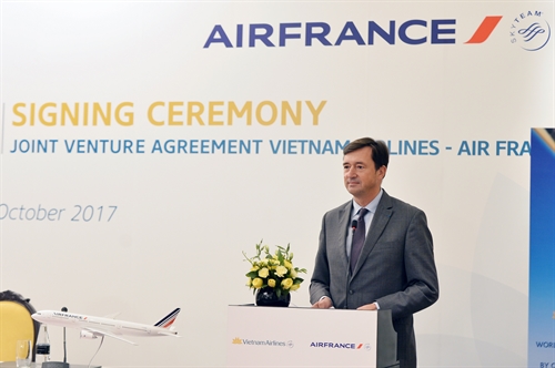 Vi sao Vietnam Airlines bat tay voi Air France?