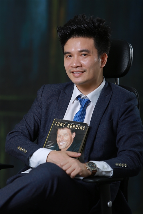 CEO Dinh Van Loc – thach thuc cua nguoi tien phong