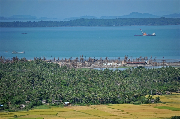 Myanmar co nguy co roi vao bay no Trung Quoc