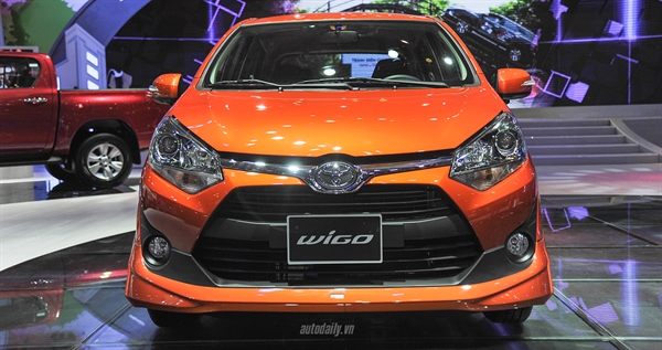 Toyota Viet Nam tung loat xe moi