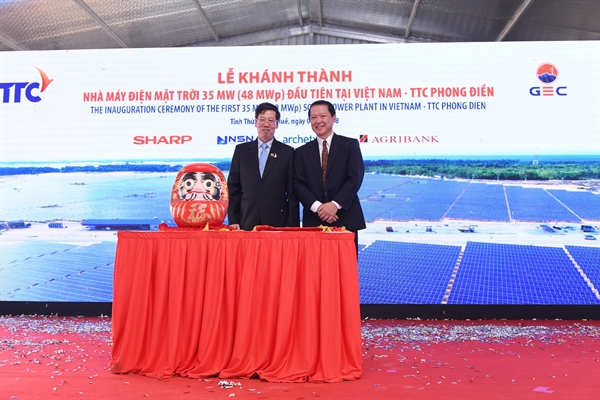 Le khanh thanh nha may dien mat troi 35 MW dau tien tai Viet Nam