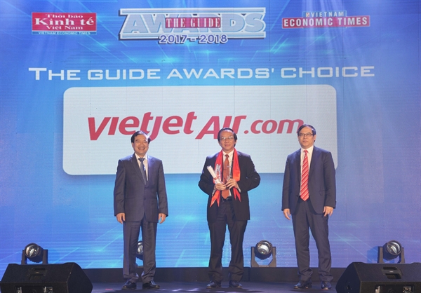 Vietjet tiep tuc duoc vinh danh “Hang hang khong tien phong”  tai The Guide Awards 2018