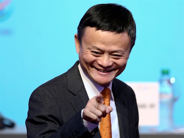 Jack Ma nghi huu: Alibaba thieu di mot nha lanh dao day suc loi cuon