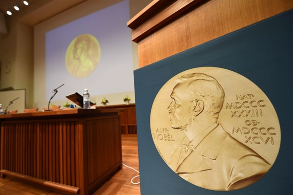 Huy chương Nobel 2019. Ảnh: Time