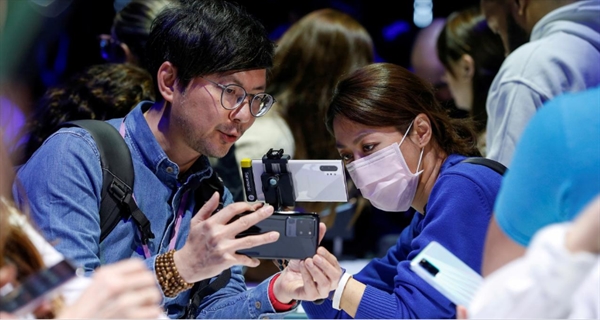 Nguồn: Reuters.