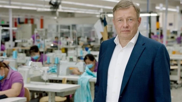 Hans Barkell-Schmitz at the DBW factory.
