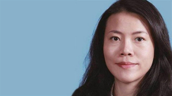 Nữ doanh nhân Yang Huiyan sở hữu 57% và là thành viên hội đồng quản trị của tập đoàn bất động sản Country Garden do cha của bà sáng lập. Khối tài sản của bà là 20,3 tỷ USD.