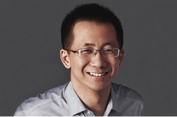 Ông Zhang là chủ tịch của Bytedance, công ty đứng sau ứng dụng âm nhạc và mạng xã hội TikTok, hiện là startup giá trị nhất thế giới. Tài sản của ông này trị giá 16,2 tỷ USD.