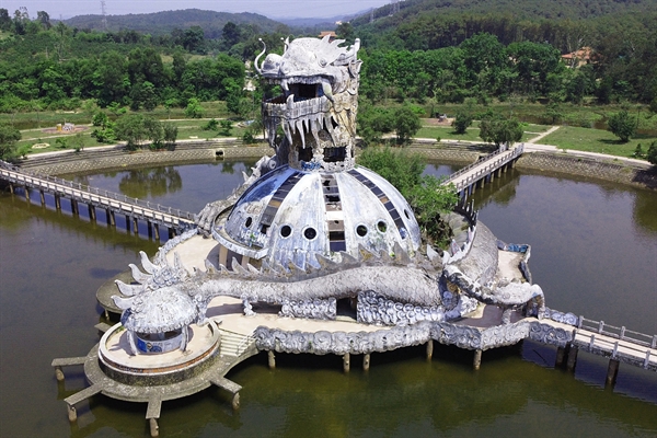 Hue's abandoned dragon water park to shed old scales