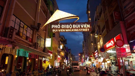 Bùi Viện giờ trở thành phố đi bộ thứ 2 của Sài Gòn sau phố đi bộ Nguyễn Huệ. Ảnh: 