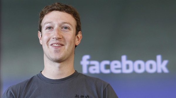 Nhà sáng lập Facebook Mark Zuckerberg ngày 19/5 kỳ vọng đây sẽ là công cụ hữu ích để doanh nghiệp sản xuất tiếp cận người dùng lớn của mạng xã hội này.