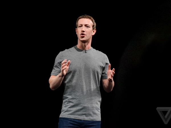 Ông chủ Facebook Mark Zuckerberg cho rằng, các mạng xã hội không nên là người 