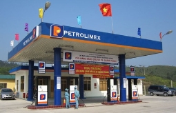 Petrolimex lãi hơn 630 tỷ đồng, 4 lần tăng giá xăng