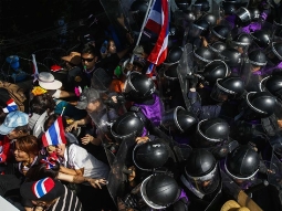 Phe đối lập Thái Lan dọn đường cho đảo chính?