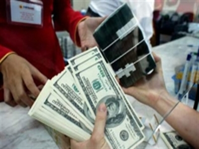 Vietcombank tăng mạnh giá bán USD