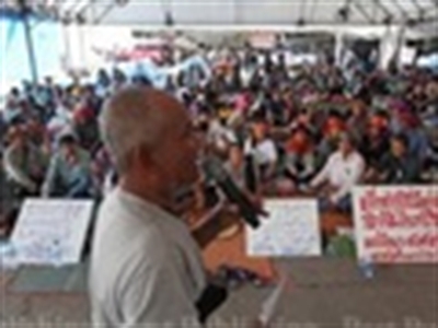 Thái Lan: Ngân hàng cho chính phủ vay tiền trả nông dân