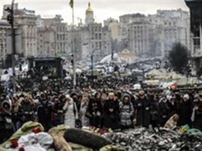 Kinh tế Ukraine tiến gần bờ vực vỡ nợ vì bất ổn chính trị