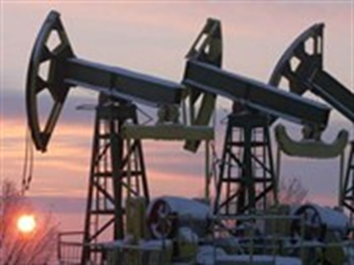 Giá dầu giảm do lo ngại về số liệu kinh tế yếu đi tại Mỹ