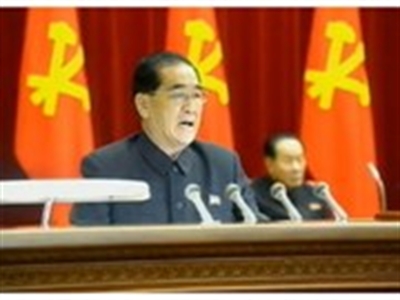 Triều Tiên bầu lại ông Pak Pong Ju làm thủ tướng