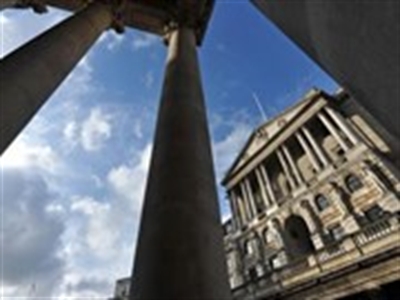 Ngân hàng trung ương Anh duy trì lãi suất thấp kỷ lục