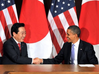 Thủ tướng Nhật Bản thăm Mỹ giữa lúc căng thẳng