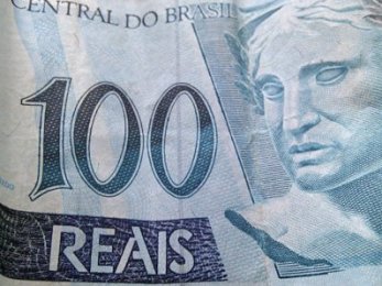 Brazil hạ lãi suất xuống mức thấp kỷ lục 9%