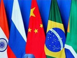 Các nước BRICS đòi hỏi vị thế lớn hơn tại IMF