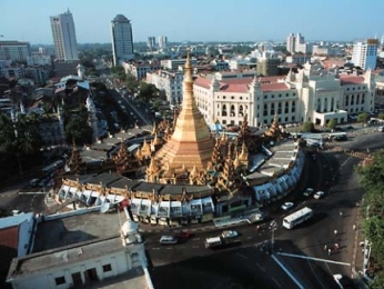 Myanmar sẽ bỏ mọi hạn chế tiền tệ vào năm 2013