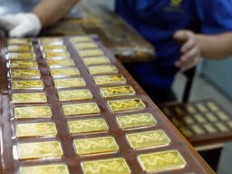 Giá vàng tăng lại 200 nghìn đồng/lượng sáng nay