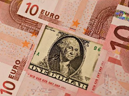 USD mất mốc cao nhất 4 tháng so với euro sau biên bản họp của Fed