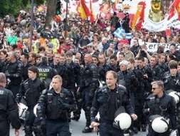 20.000 người biểu tình tại Đức phản đối kinh tế khắc khổ