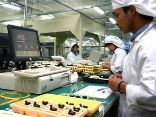 GDP Bình Dương 6 tháng đầu năm tăng 10% so cùng kỳ 2011