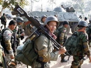 Campuchia và Thái Lan họp về việc rút quân khỏi biên giới