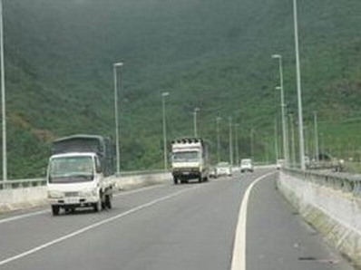 Phân bổ 300 tỷ đồng giải phóng mặt bằng dự án Quốc lộ 18A đoạn Uông Bí - Hạ Long