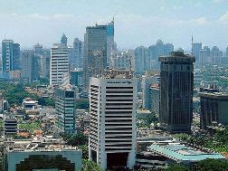 Indonesia hạ mục tiêu tăng trưởng do triển vọng kinh tế thế giới u ám