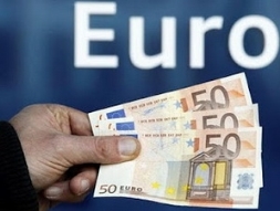 Euro gần thấp nhất 7 tuần so với yên