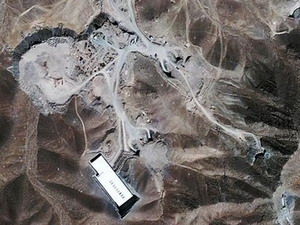 Iran dọa nâng mức độ làm giàu uranium lên 56%