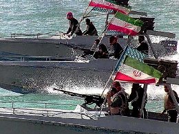 Iran tăng cường khả năng tấn công Mỹ ở vùng Vịnh