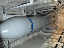 Mỹ trang bị siêu bom phá boongke đối phó với Iran