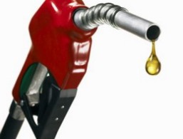 Doanh nghiệp xăng dầu đồng loạt xin tăng giá