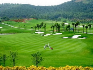 Hà Nội cấm dùng đất sân golf xây biệt thự để  bán