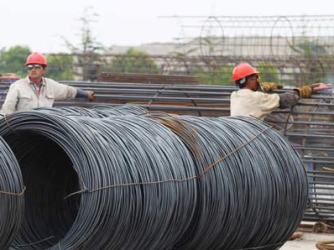 Sản lượng thép Trung Quốc có thể giảm lần đầu tiên sau 31 năm