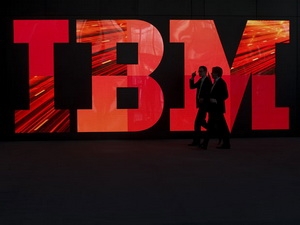 IBM xem xét mua lại khối doanh nghiệp của RIM?