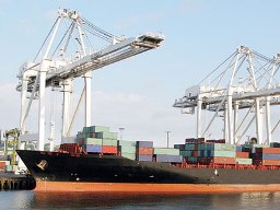 Doanh nghiệp vận tải biển bán tàu, giảm lỗ