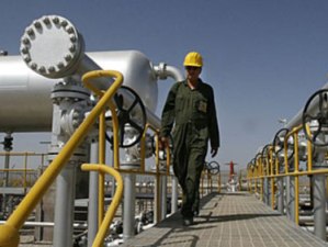 Iran bác tin bán dầu rẻ cho Trung Quốc