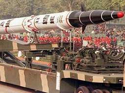 Ấn Độ không từ bỏ vũ khí hạt nhân