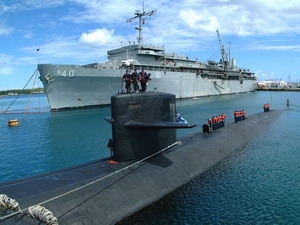 Tàu ngầm Mỹ thăm Philippines